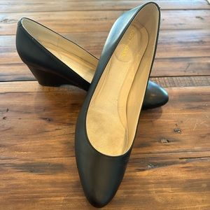 Women’s Cole Haan black wedge dress shoes